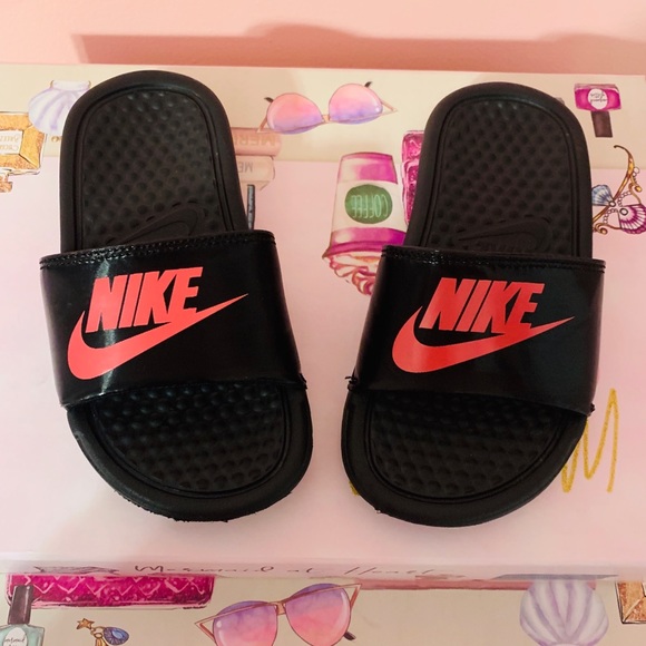 Nike Other - Girls Nike Slides